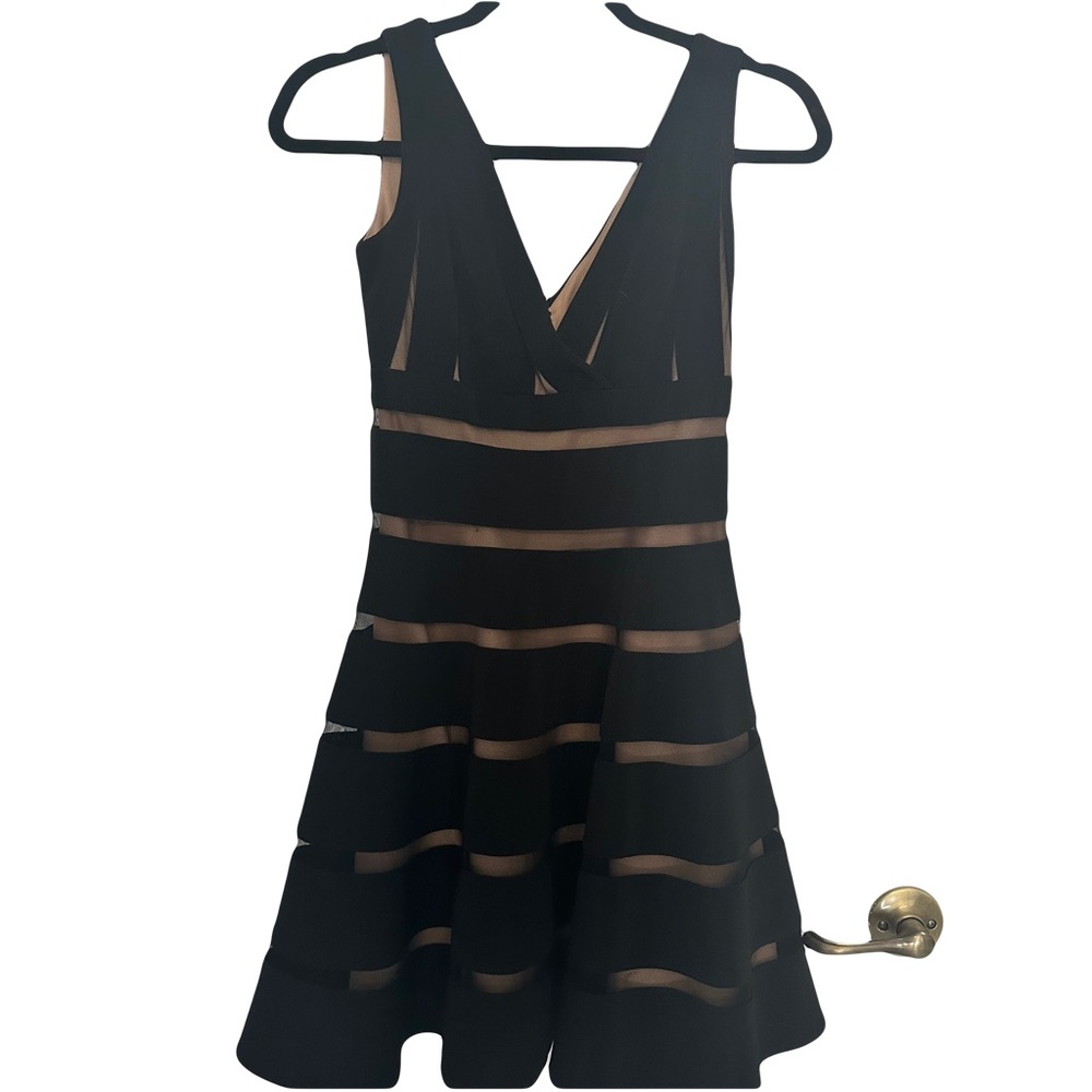 Guess Marciano Size 0 Black and Beige Cut Out Dress